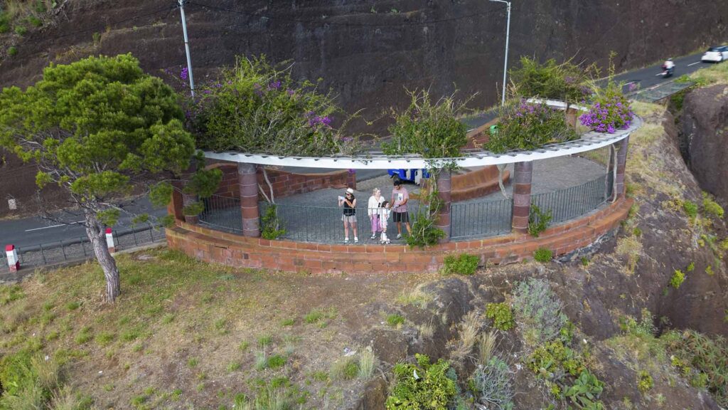 pinaculo-viewpoint-funchal-madeira-tuk-tuk