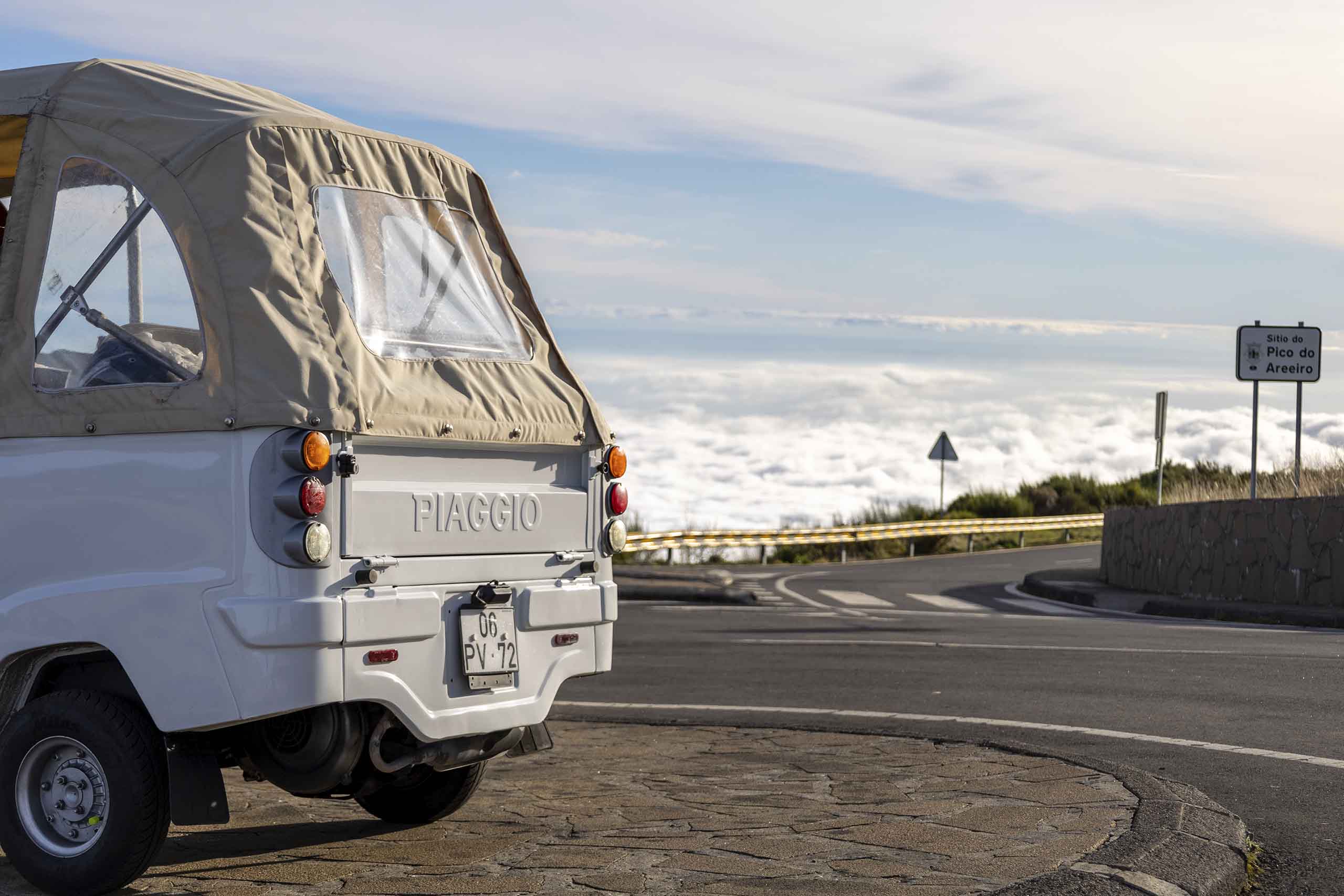 madeira-tuk-tuk-personalized-03